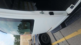 2025 Chevrolet Express 2500 Cargo Van 1WT 135.0" WB - miniatura 18