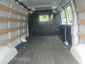 2025 Chevrolet Express 2500 Cargo Van 1WT 135.0" WB - miniatura 15