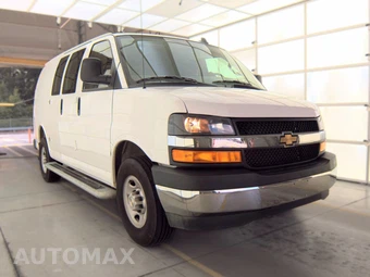 2025 Chevrolet Express 2500 Cargo Van 1WT 135.0" WB - miniatura 3