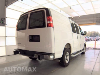 2025 Chevrolet Express 2500 Cargo Van 1WT 135.0" WB - miniatura 4