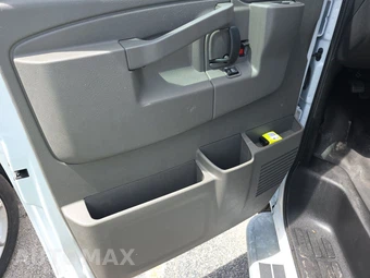 2025 Chevrolet Express 2500 Cargo Van 1WT 135.0" WB - miniatura 9