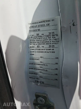 2025 Chevrolet Express 2500 Cargo Van 1WT 135.0" WB - miniatura 13