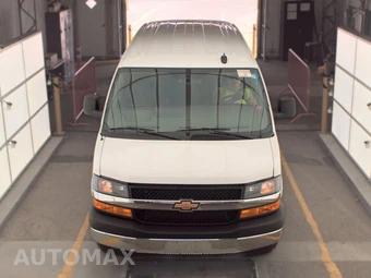 2025 Chevrolet Express 2500 Cargo Van 1WT 135.0" WB - miniatura 2