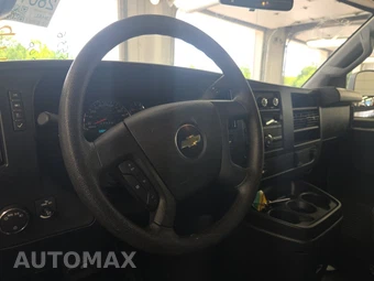 2025 Chevrolet Express 2500 Cargo Van 1WT 135.0" WB - miniatura 10
