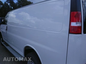 2025 Chevrolet Express 2500 Cargo Van 1WT 135.0" WB - miniatura 27