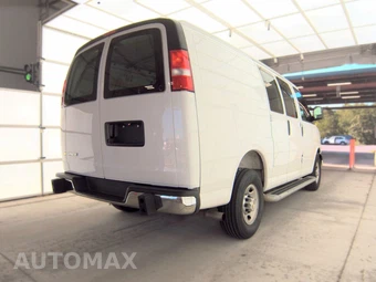 2025 Chevrolet Express 2500 Cargo Van 1WT 135.0" WB - miniatura 4