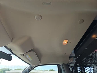 2025 Chevrolet Express 2500 Cargo Van 1WT 135.0" WB - miniatura 17