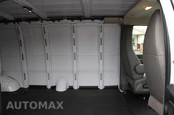 2025 Chevrolet Express 2500 Cargo Van 1WT 155.0" WB - miniatura 10