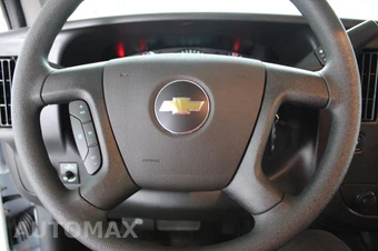 2025 Chevrolet Express 2500 Cargo Van 1WT 155.0" WB - miniatura 25