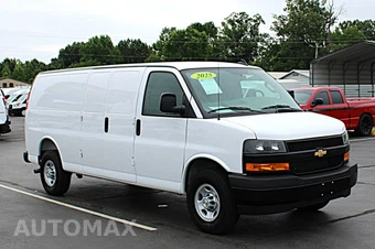 2025 Chevrolet Express 2500 Cargo Van 1WT 155.0" WB - miniatura 3
