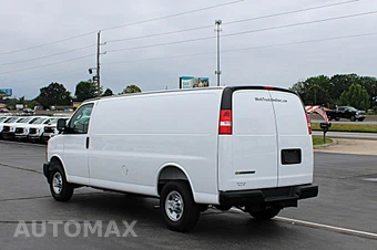 2025 Chevrolet Express 2500 Cargo Van 1WT 155.0" WB - miniatura 4