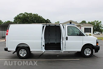 2025 Chevrolet Express 2500 Cargo Van 1WT 155.0" WB - miniatura 8