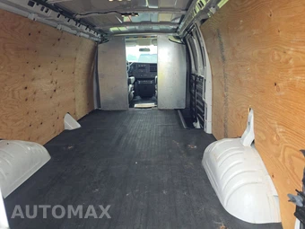 2025 Chevrolet Express 2500 Cargo Van 1WT - miniatura 15