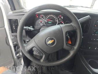 2025 Chevrolet Express 2500 Cargo Van 1WT - miniatura 10