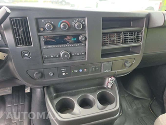 2025 Chevrolet Express 2500 Passenger Van LT 1LT 135.2" WB - miniatura 7