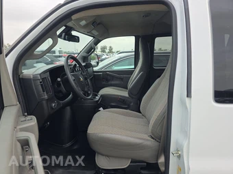 2025 Chevrolet Express 2500 Passenger Van LT 1LT 135.2" WB - miniatura 7