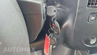 2025 Chevrolet Express 2500 Passenger Van LT 1LT 135.2" WB - miniatura 18