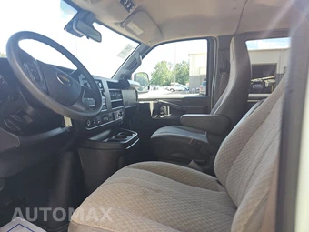2025 Chevrolet Express 2500 Passenger Van LT 1LT 135.2" WB - miniatura 7