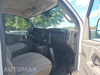 2025 Chevrolet Express 2500 Passenger Van LT 1LT 135.2" WB - miniatura 8