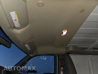 2025 Chevrolet Express 3500 Cargo Van 1WT 135.0" WB - miniatura 21