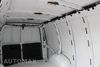 2025 Chevrolet Express 3500 Cargo Van 1WT 155.0" WB - miniatura 11