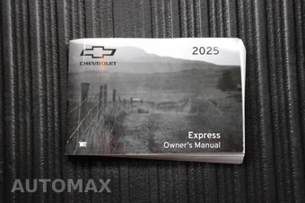 2025 Chevrolet Express 3500 Cargo Van 1WT 155.0" WB - miniatura 36