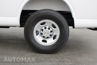 2025 Chevrolet Express 3500 Cargo Van 1WT 155.0" WB - miniatura 39