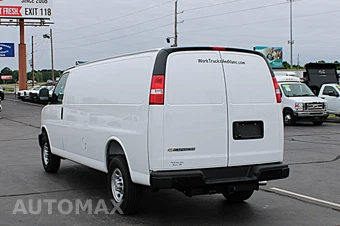 2025 Chevrolet Express 3500 Cargo Van 1WT 155.0" WB - miniatura 4