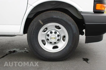 2025 Chevrolet Express 3500 Cargo Van 1WT 155.0" WB - miniatura 43