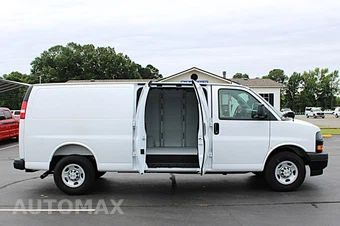 2025 Chevrolet Express 3500 Cargo Van 1WT 155.0" WB - miniatura 8