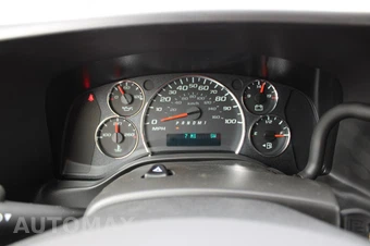 2025 Chevrolet Express 3500 Cargo Van 1WT 155.0" WB - miniatura 28