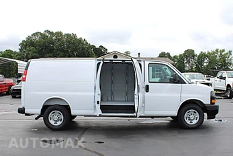 2025 Chevrolet Express 3500 Cargo Van 1WT 155.0" WB - miniatura 8