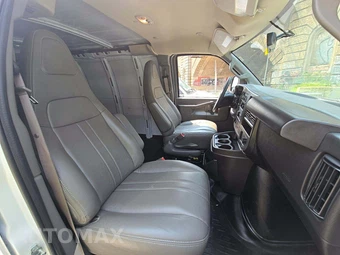 2025 Chevrolet Express 3500 Cargo Van 1WT 155.0" WB - miniatura 18