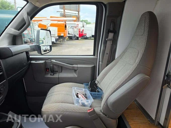 2025 Chevrolet Express 3500 Cutaway 1WT DRW - miniatura 14