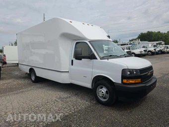 2025 Chevrolet Express 3500 Cutaway 1WT DRW - miniatura 4