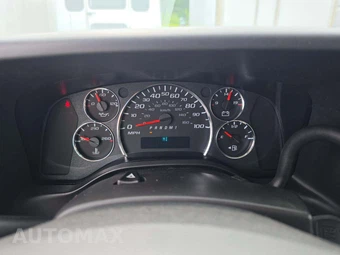 2025 Chevrolet Express 3500 Cutaway 1WT DRW - miniatura 9