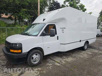 2025 Chevrolet Express 3500 Cutaway 1WT DRW