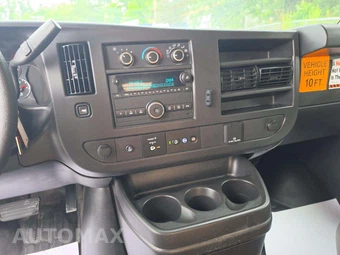 2025 Chevrolet Express 3500 Cutaway 1WT DRW - miniatura 9