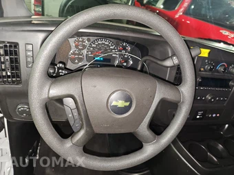 2025 Chevrolet Express 3500 Passenger Van LS 1LS 155.1" WB - miniatura 10