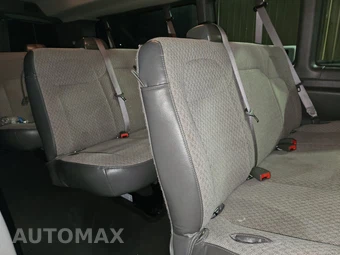 2025 Chevrolet Express 3500 Passenger Van LS 1LS 155.1" WB - miniatura 13