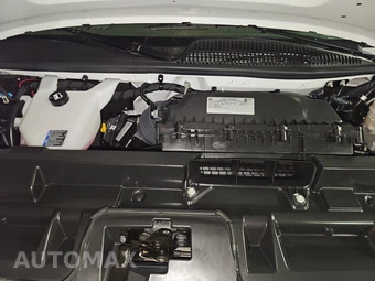 2025 Chevrolet Express 3500 Passenger Van LS 1LS 155.1" WB - miniatura 16