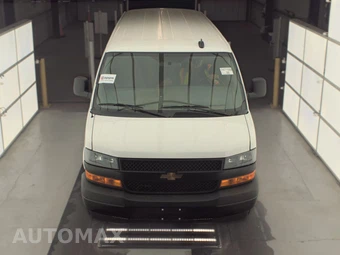 2025 Chevrolet Express 3500 Passenger Van LS 1LS 155.1" WB - miniatura 2