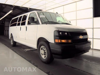 2025 Chevrolet Express 3500 Passenger Van LS 1LS 155.1" WB - miniatura 3
