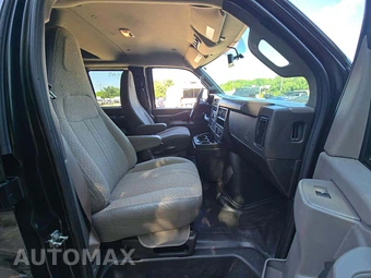 2025 Chevrolet Express 3500 Passenger Van LS 1LS 155.1" WB - miniatura 15
