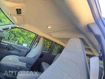 2025 Chevrolet Express 3500 Passenger Van LS 1LS 155.1" WB - miniatura 8