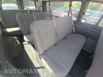 2025 Chevrolet Express 3500 Passenger Van LS 1LS 155.1" WB - miniatura 14