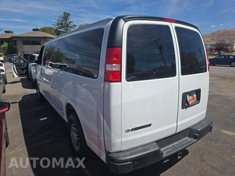 2025 Chevrolet Express 3500 Passenger Van LS 1LS 155.1" WB - miniatura 2