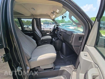2025 Chevrolet Express 3500 Passenger Van LS 1LS 155.1" WB - miniatura 15