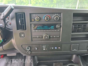 2025 Chevrolet Express 3500 Passenger Van LS 1LS 155.1" WB - miniatura 7