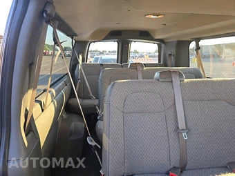 2025 Chevrolet Express 3500 Passenger Van LS 1LS 155.1" WB - miniatura 20